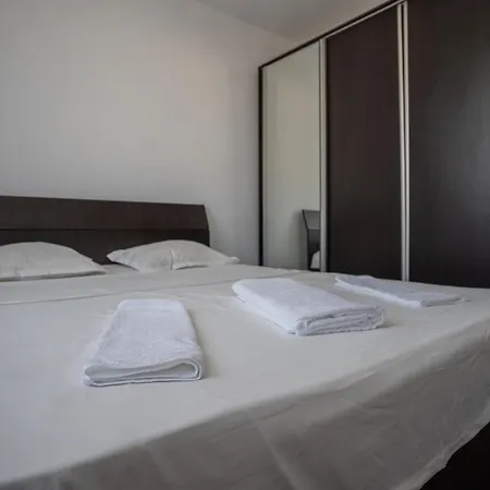 M & S Appartement Boekarest
